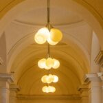 incandescent versus fluorescent